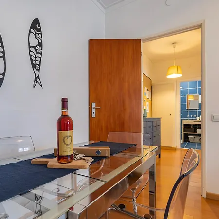 Mouraria Doll's House Lisbon