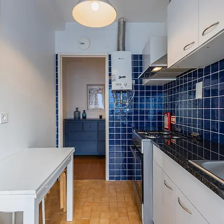 Mouraria Doll's House Apartment Lisbon