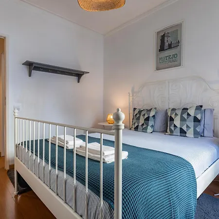 Mouraria Doll's House Apartment Lisbon