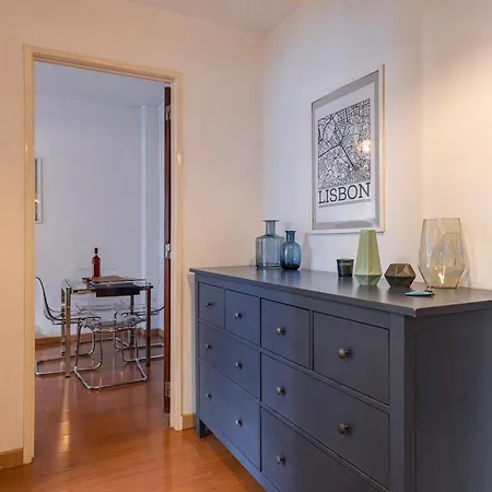 Mouraria Doll's House Lisbon