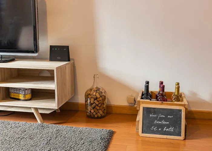 Mouraria Doll's House