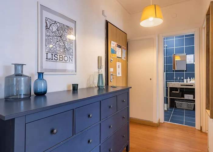 Mouraria Doll's House