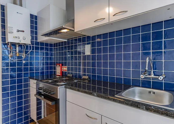 Mouraria Doll's House